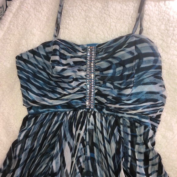 Laundry by Shelli Segal evening dress - Picture 3 of 6